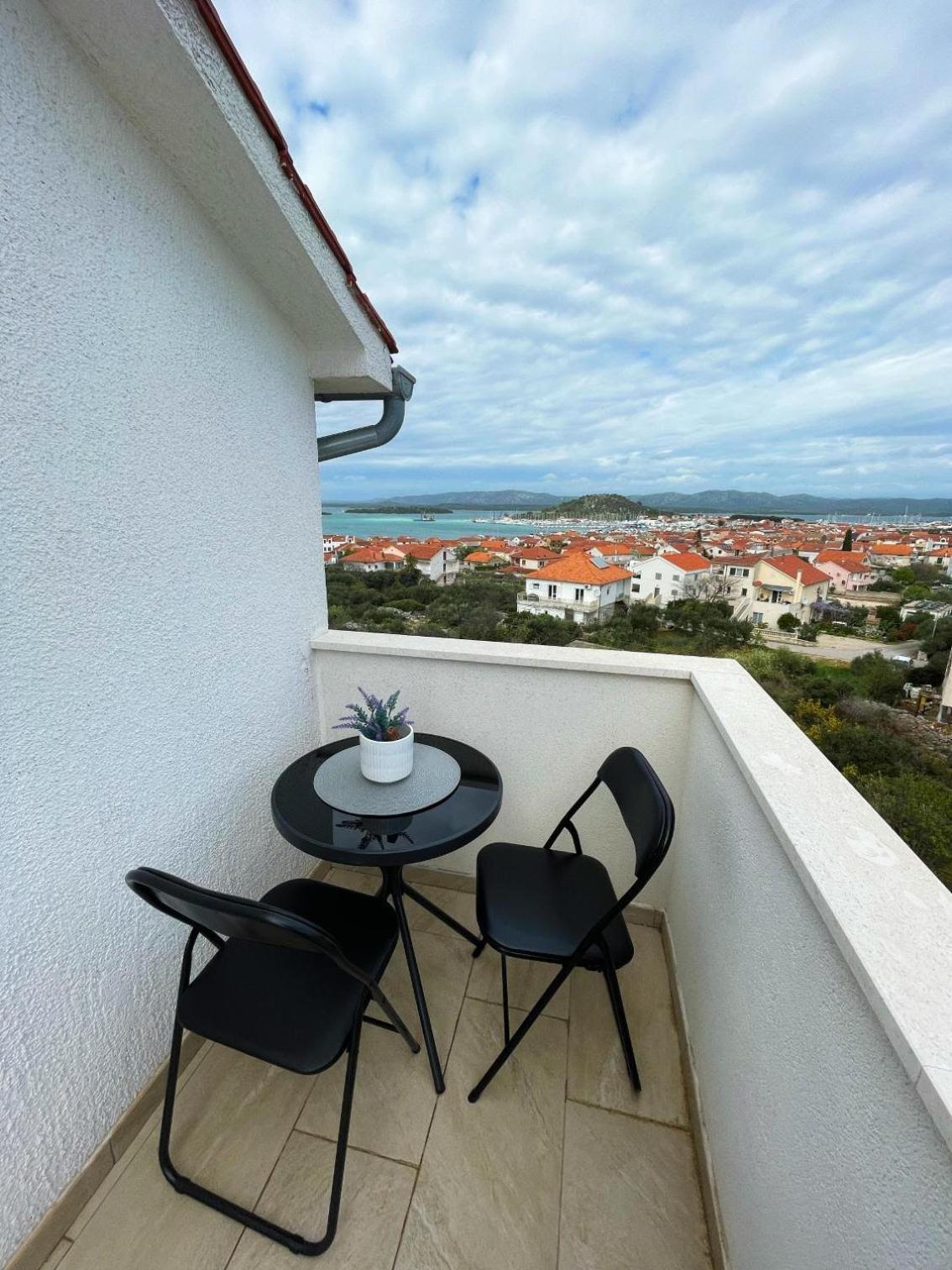 Apartments Kostelic مورتير المظهر الخارجي الصورة